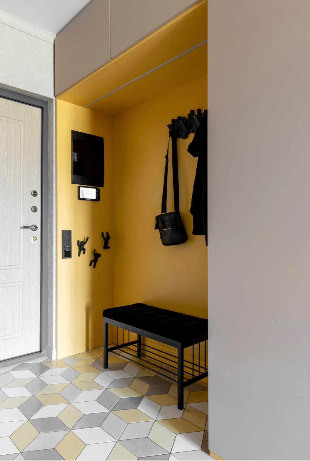 Обложка проекта: Интерьер прихожих