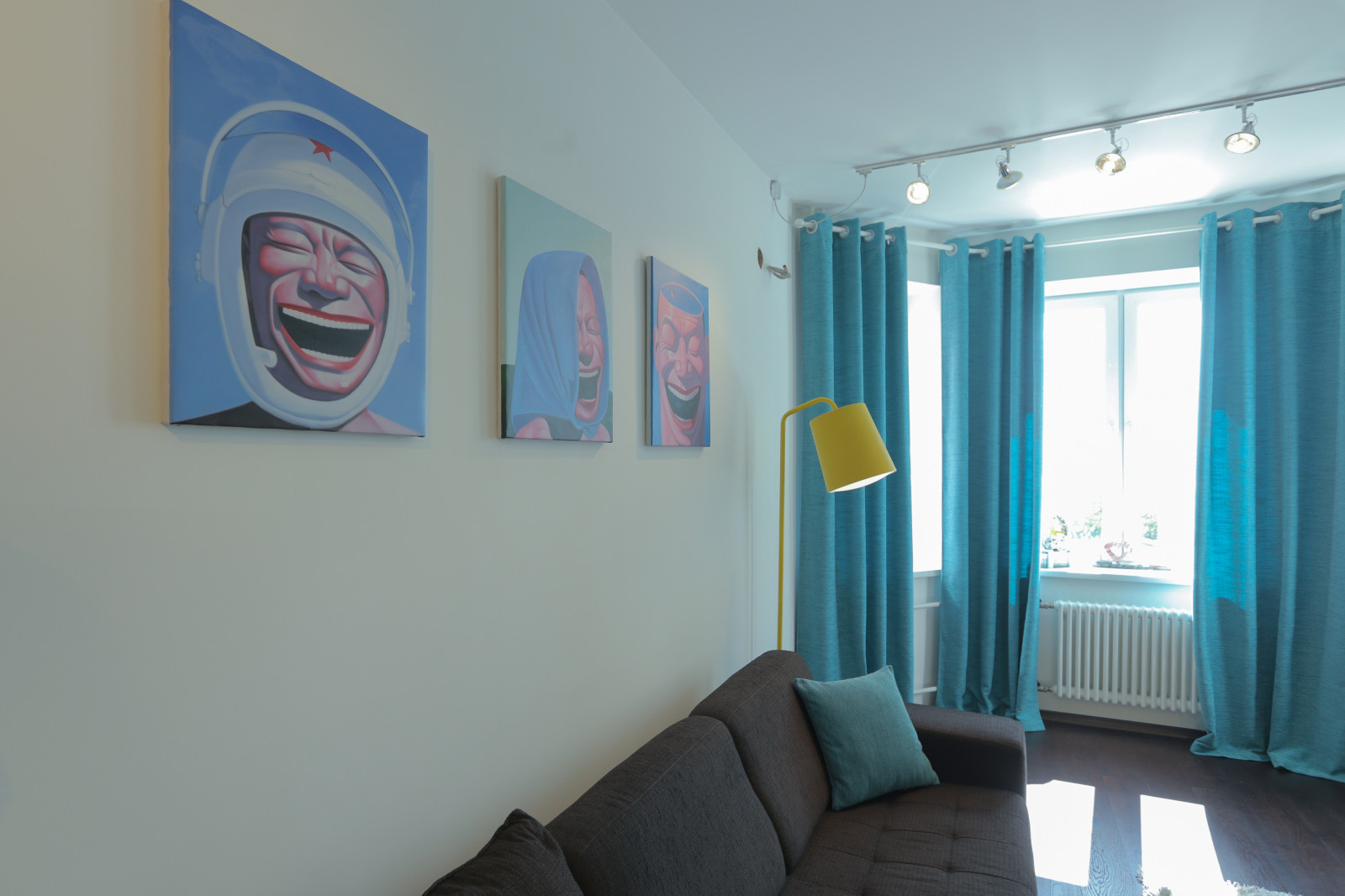 Moscow small studio 70 m2