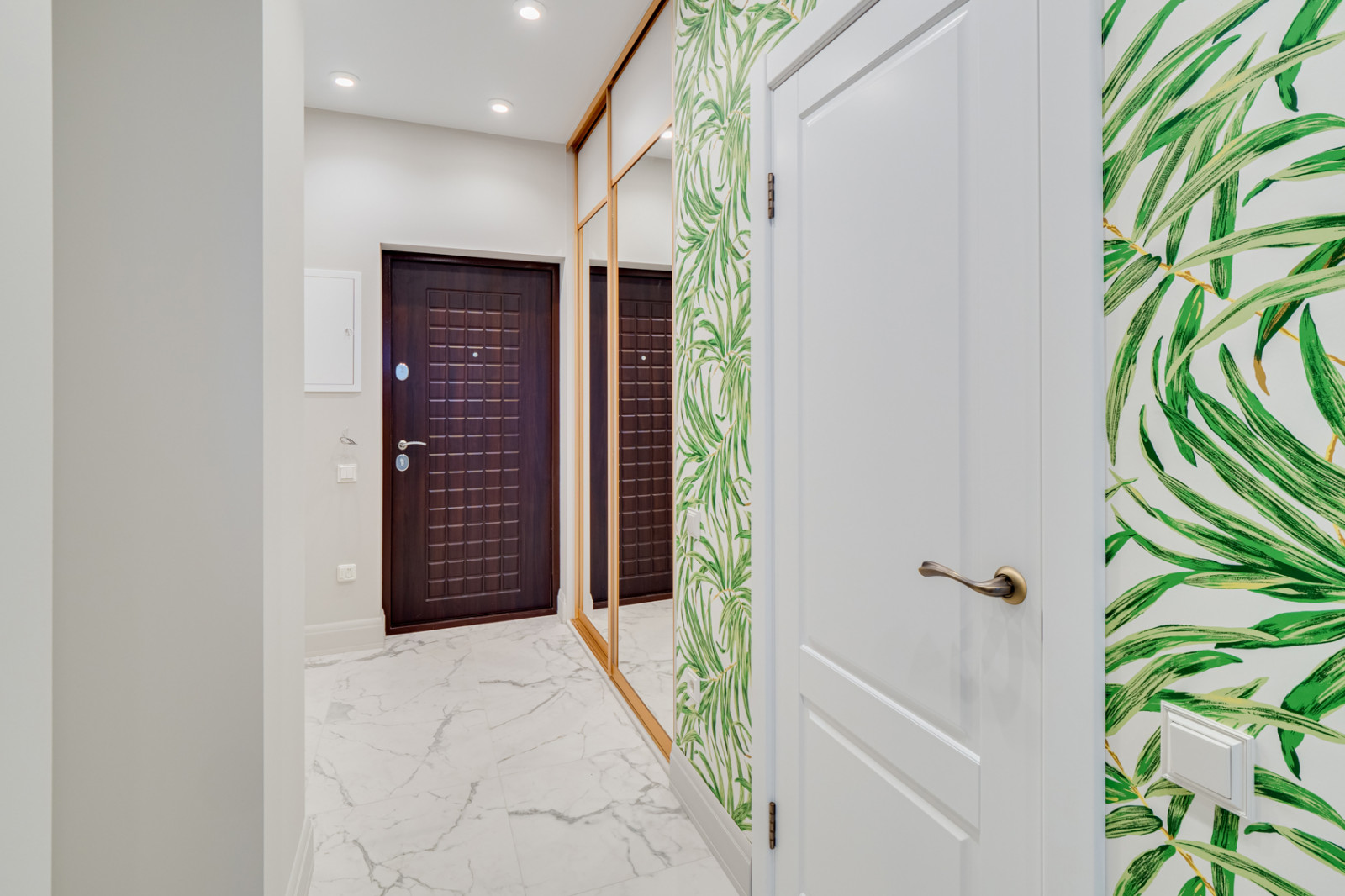 Международная 15А