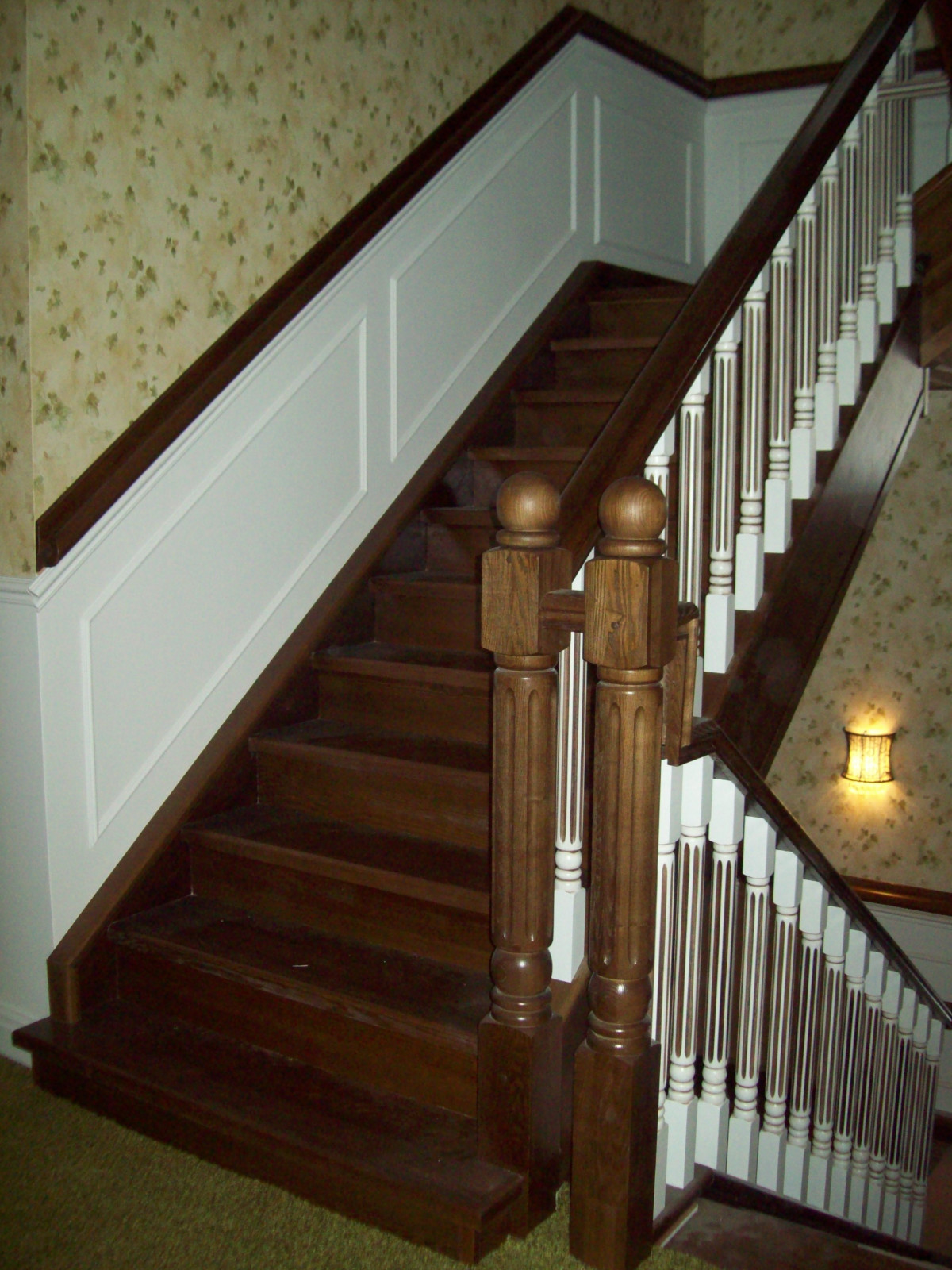 Обложка проекта: Лестница из массива ясень