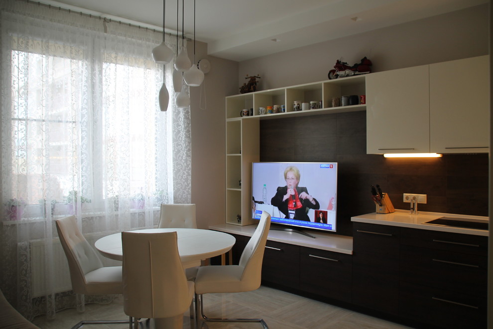 Мосфильмовская 88