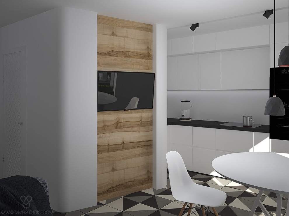 Обложка проекта: E+M