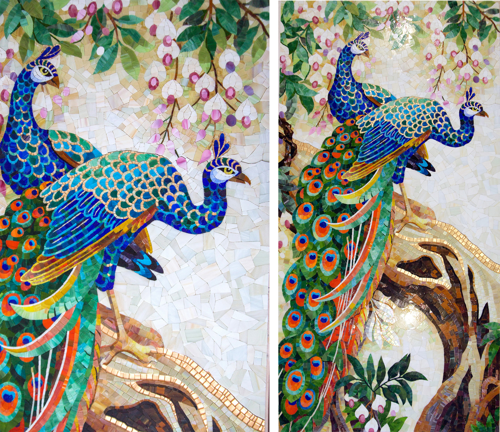 Павлины в ванной комнате