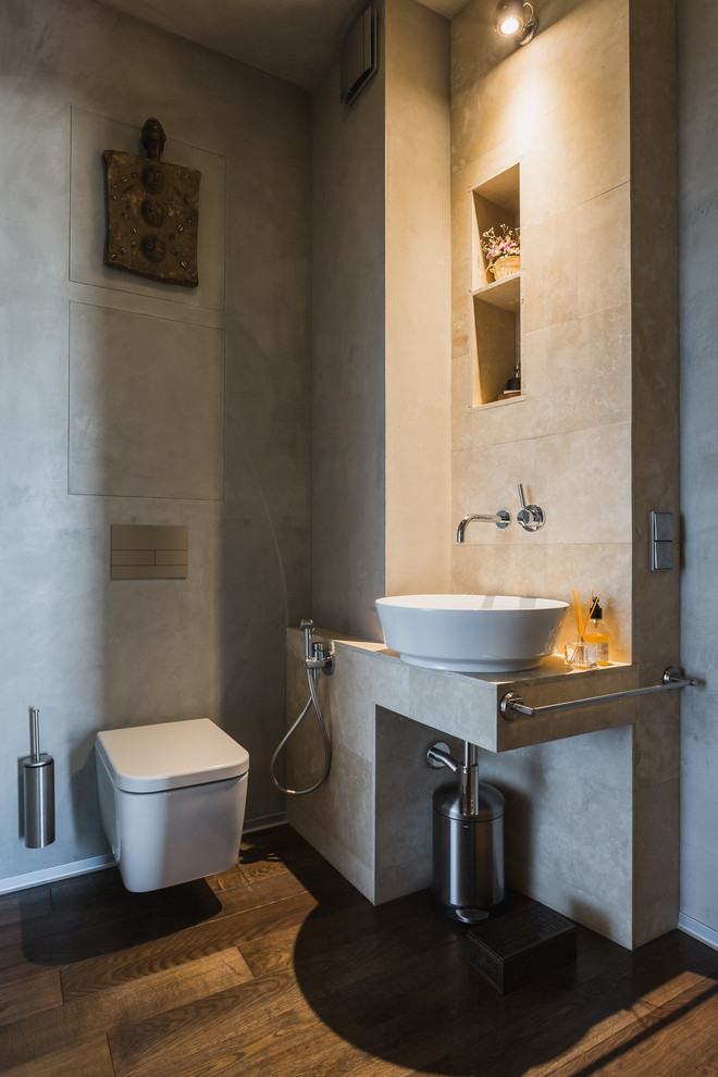 В гостях: Африканские сувениры в квартире холостяка