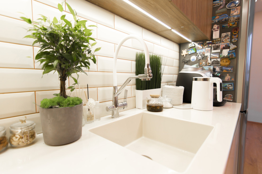 СВЕТЛАЯ КУХНЯ В СОВРЕМЕННОМ СТИЛЕ