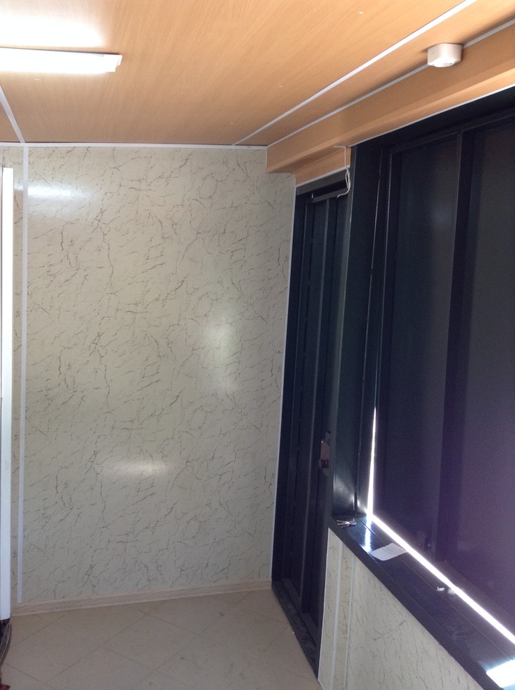 Отделочная работа по строительству небольшого магазина на частной территории.