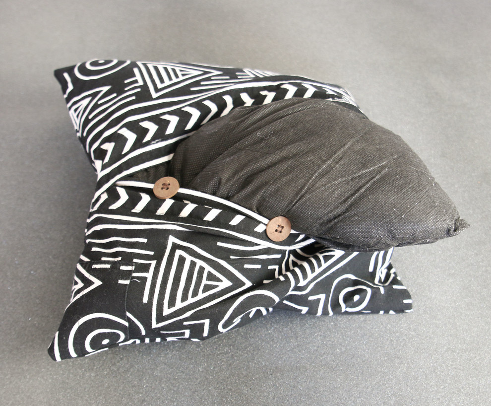 Фотоохота: Декоративные подушки на диван своими руками