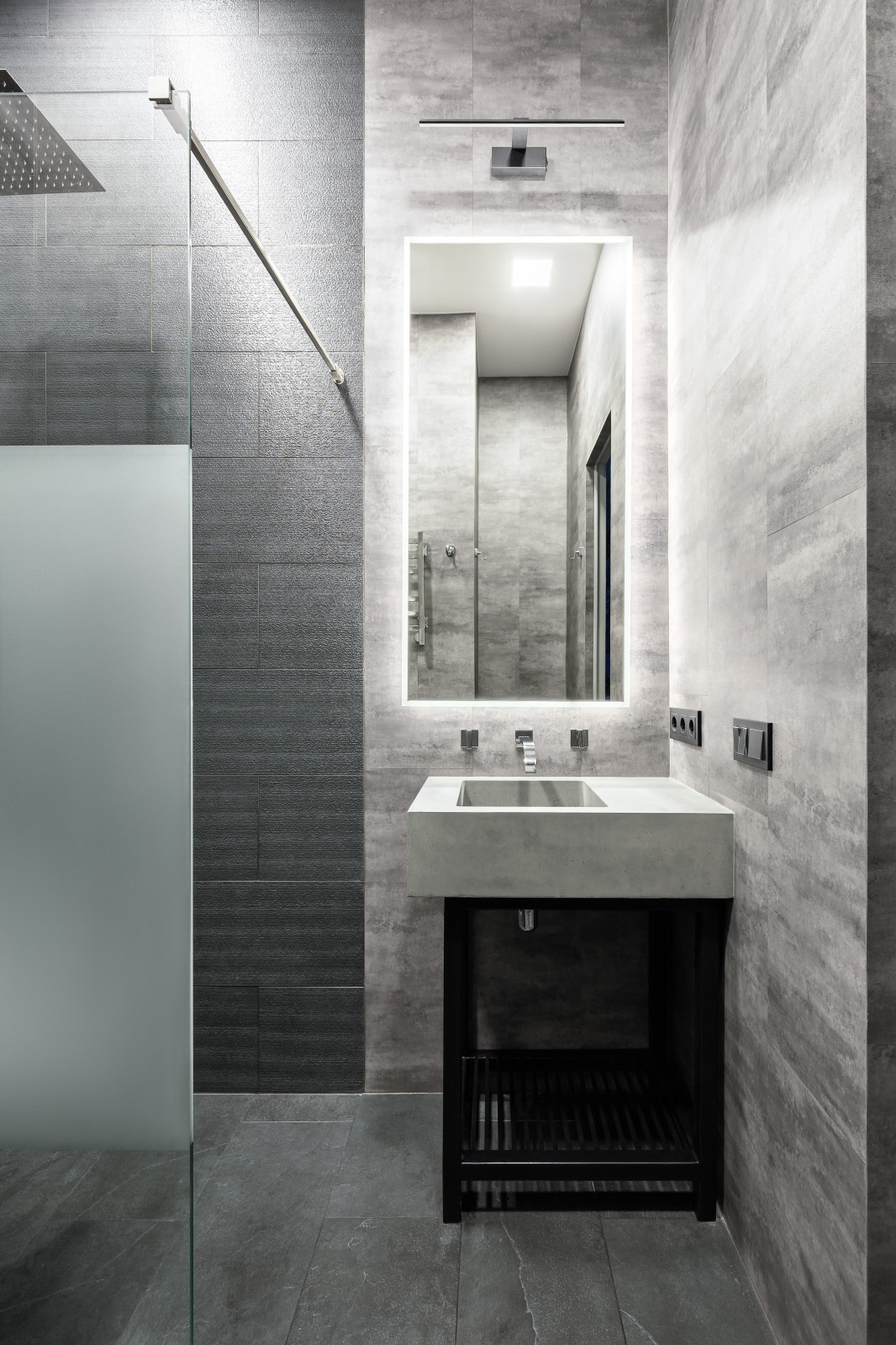 Квартира с видом на крыши Петербурга