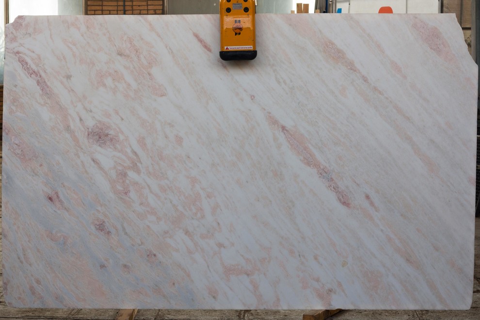 Классы и категории мрамора: Как они «диктуют» цену камня