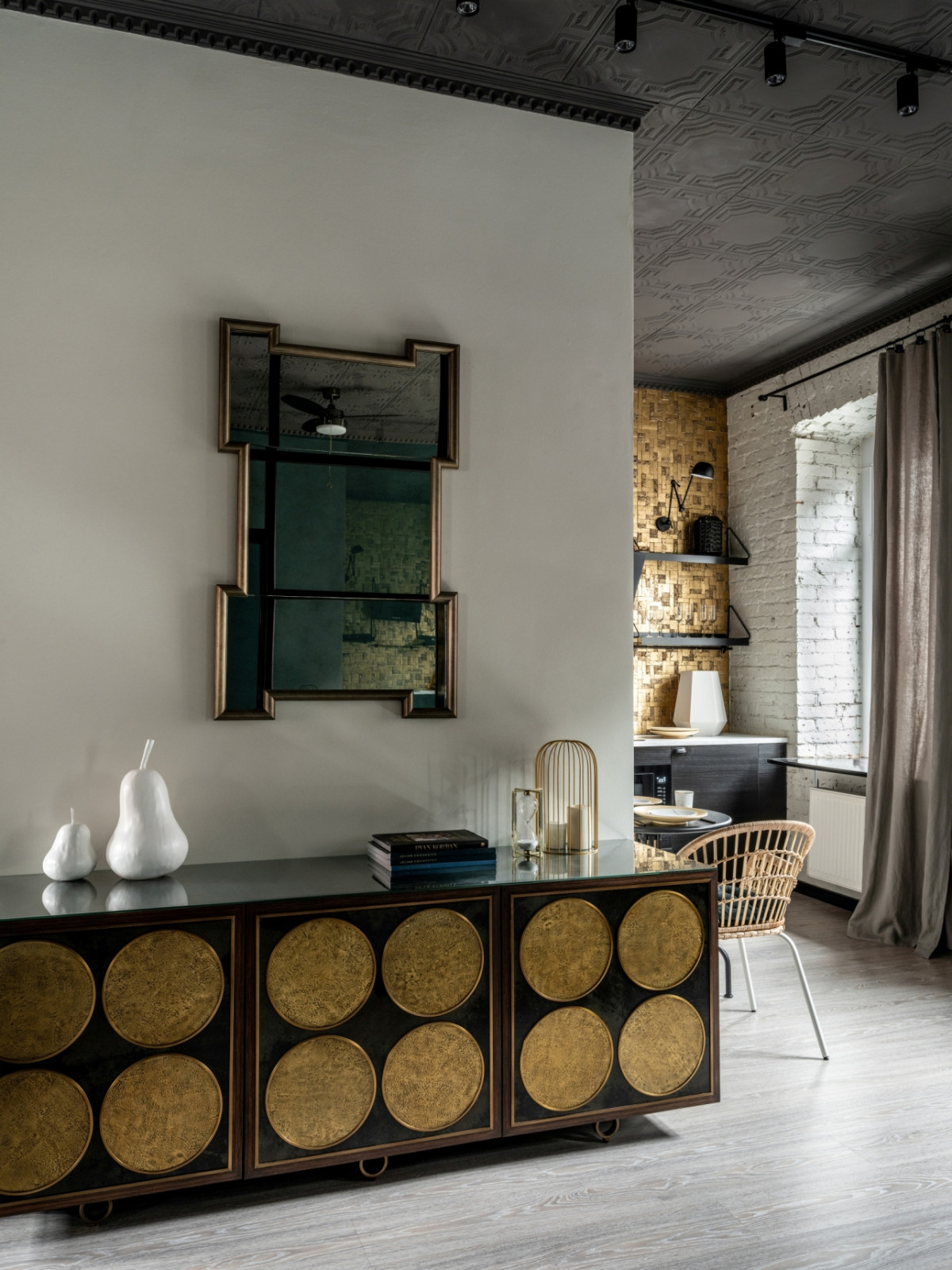 Обложка проекта: Апартаментный офис на "Флаконе"