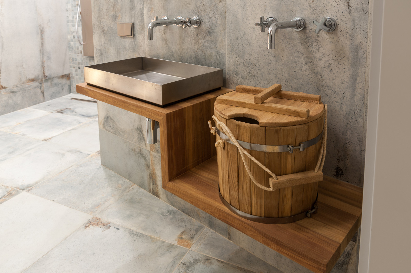 Евгений Никитин