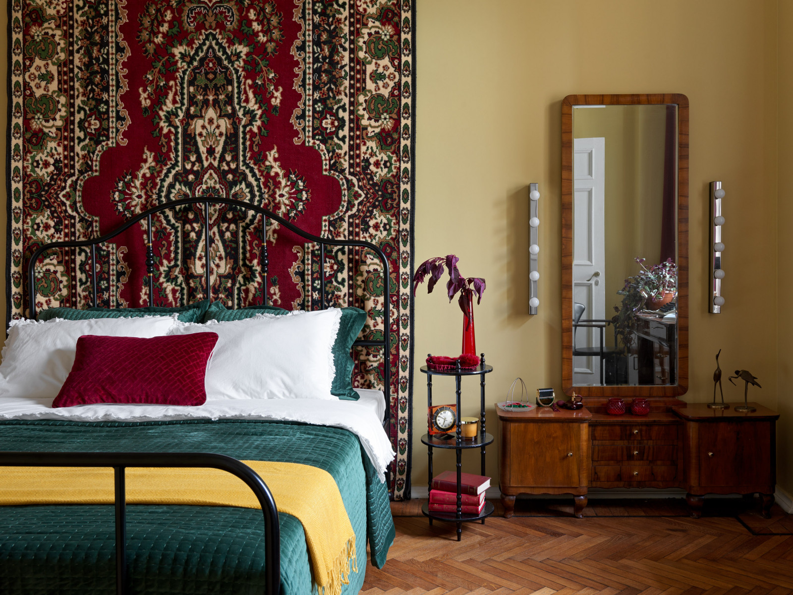 Интерьер в сталинской высотке (гостиница Украина)