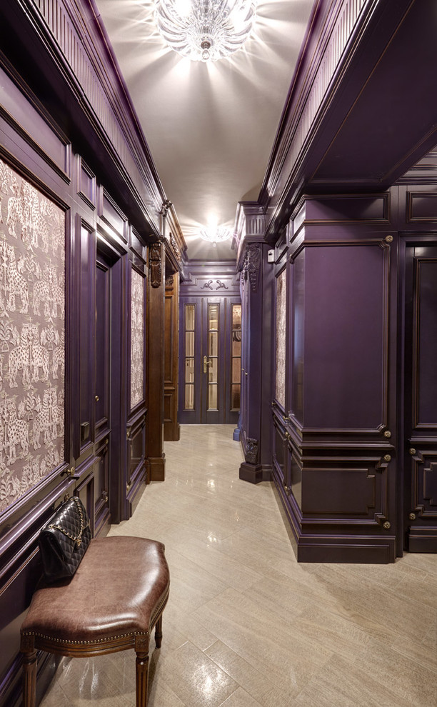 Холл в классическом стиле