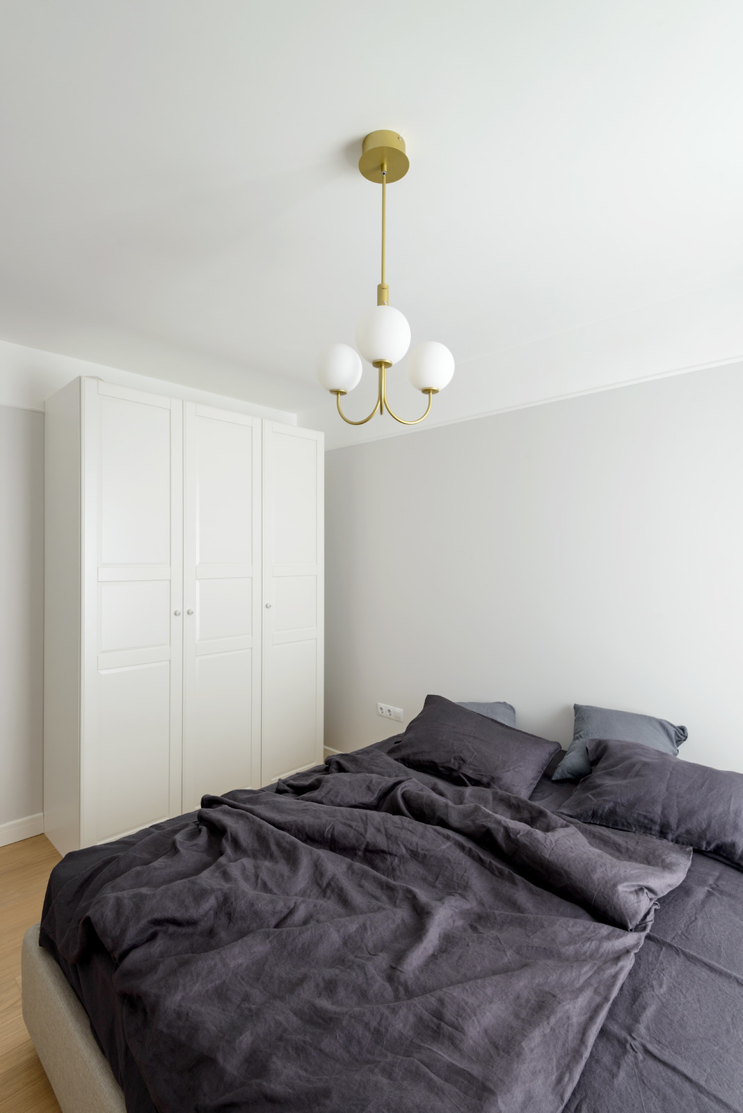 Современная квартира на Декабристов