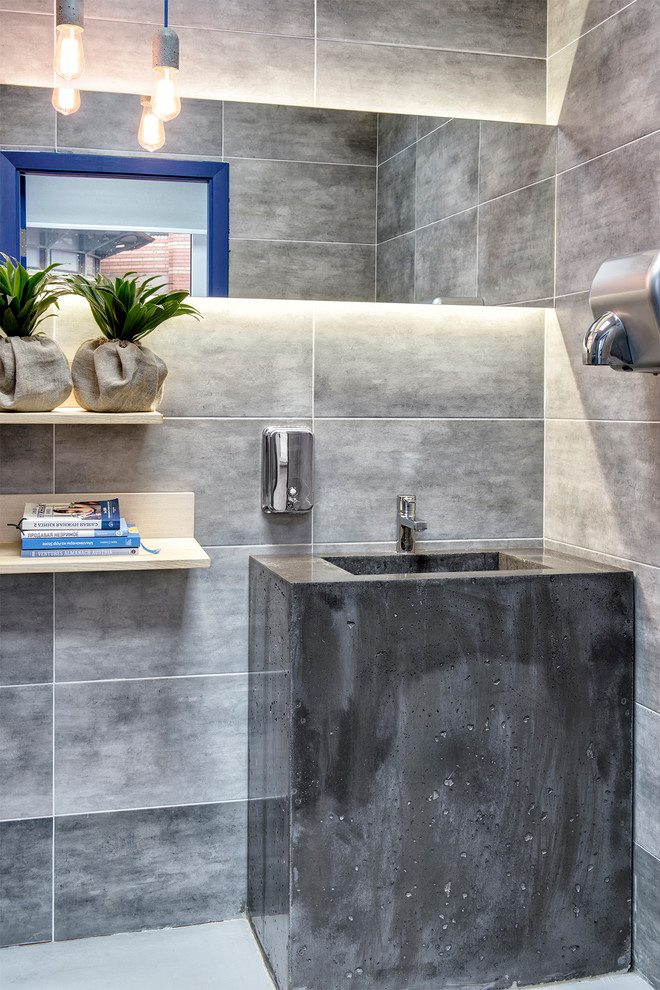 MULTIMEDIA SPACE DEC PLACE