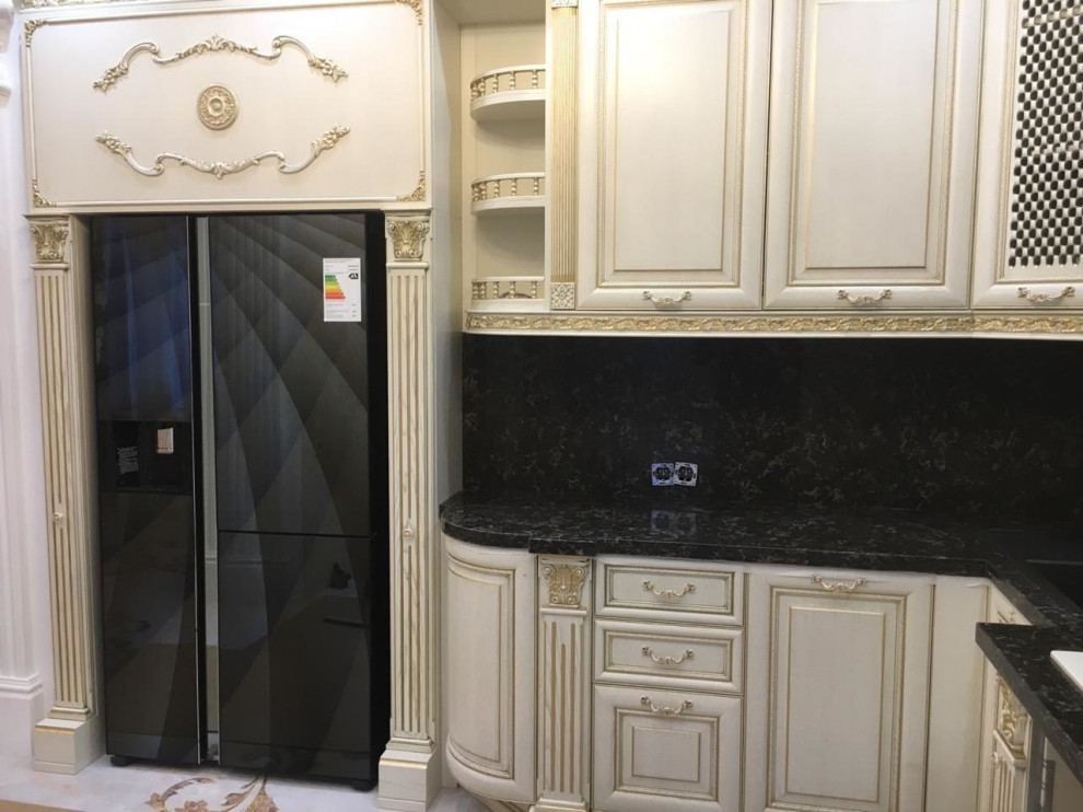 Столешница из кварцевого камня Avant Quartz 9005 Бурбонне