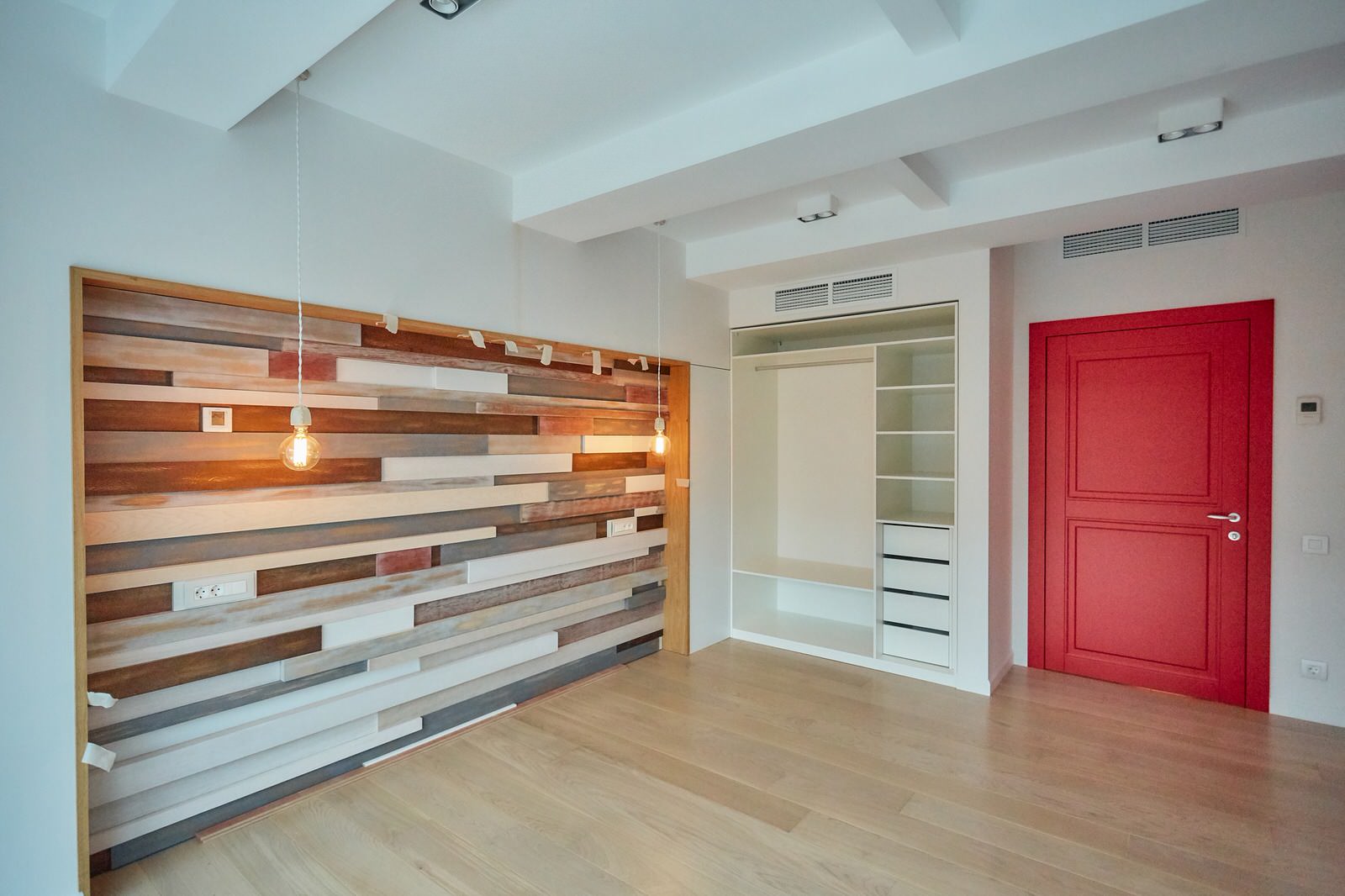 Шкаф в спальню raumplus