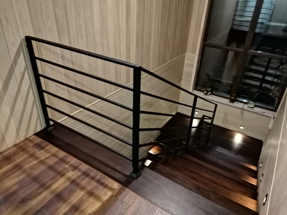 Лестница на стальном монокосоуре