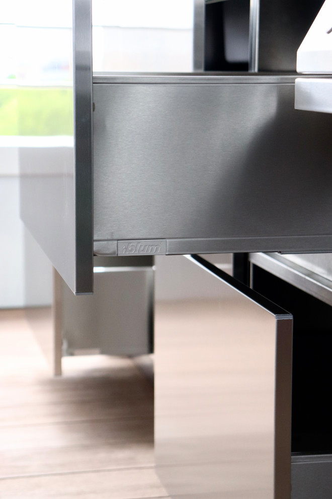 Зона барбекю на открытой террасе на крыше в Москве