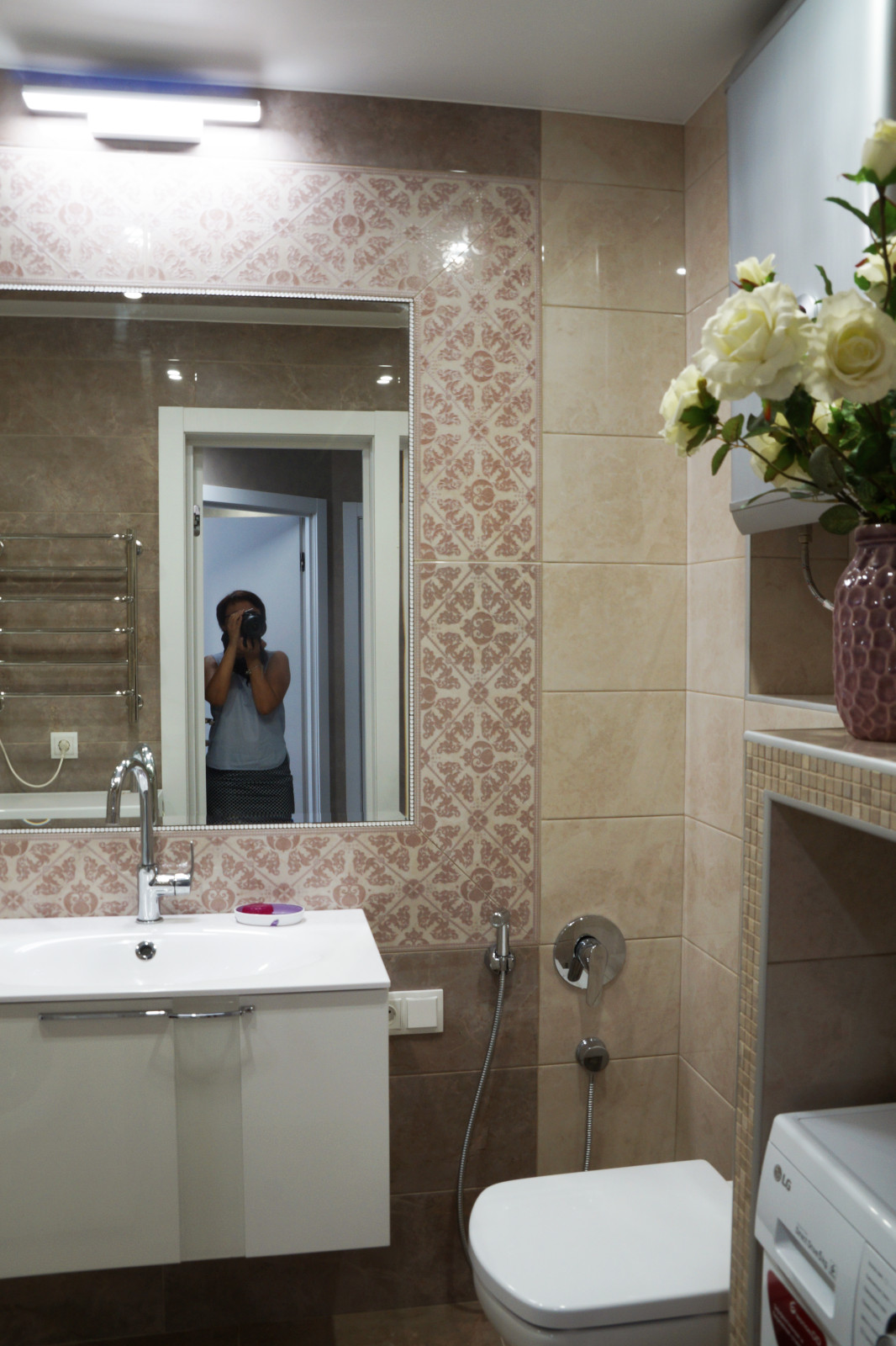 Небольшая квартира 54 м2 для дамы элегантного возраста.