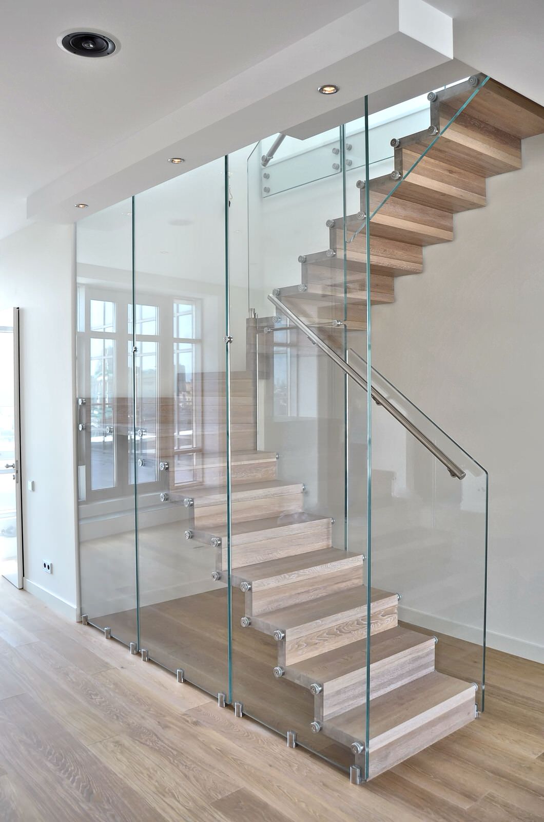 Обложка альбома: зал