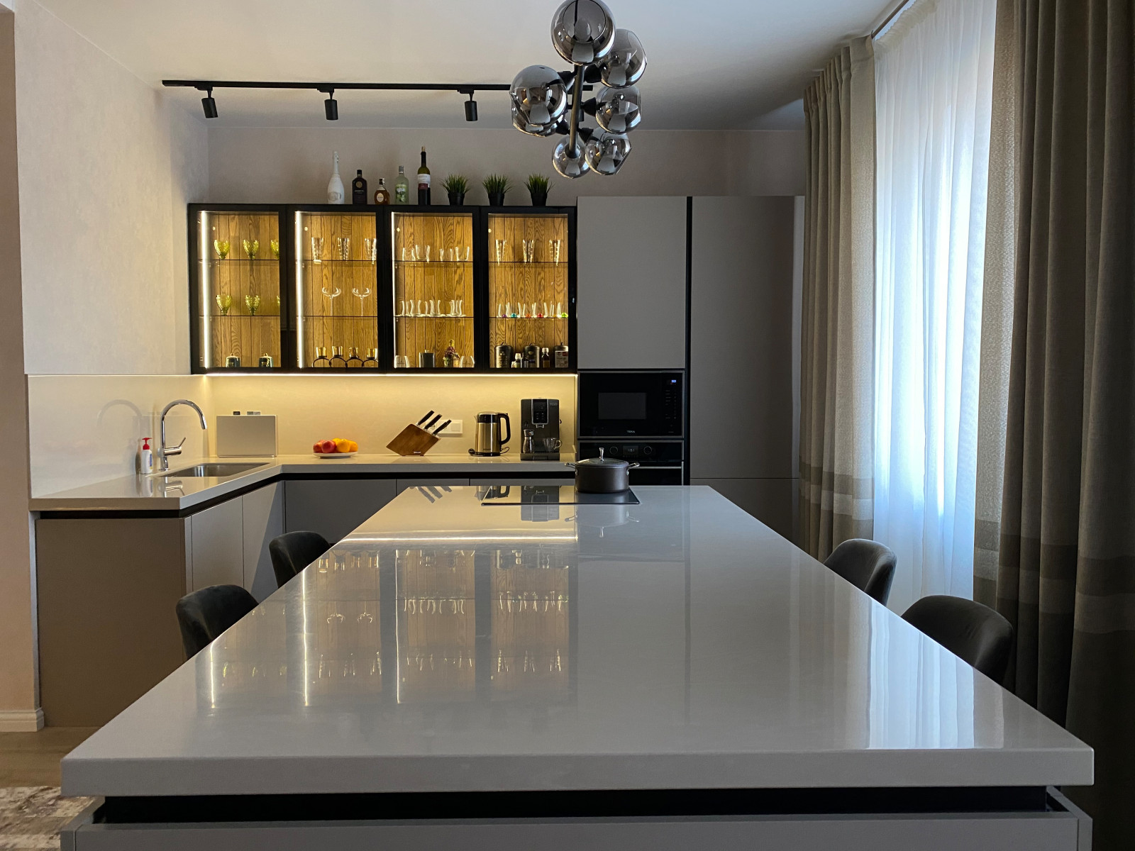 Современный интерьер городской квартиры