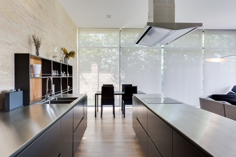 Кухня черного цвета