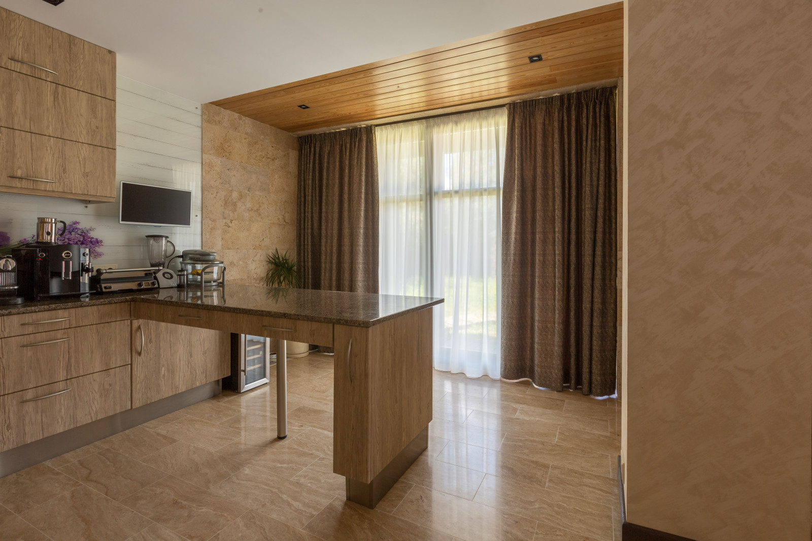 Дом в коттеджном поселке Вешки