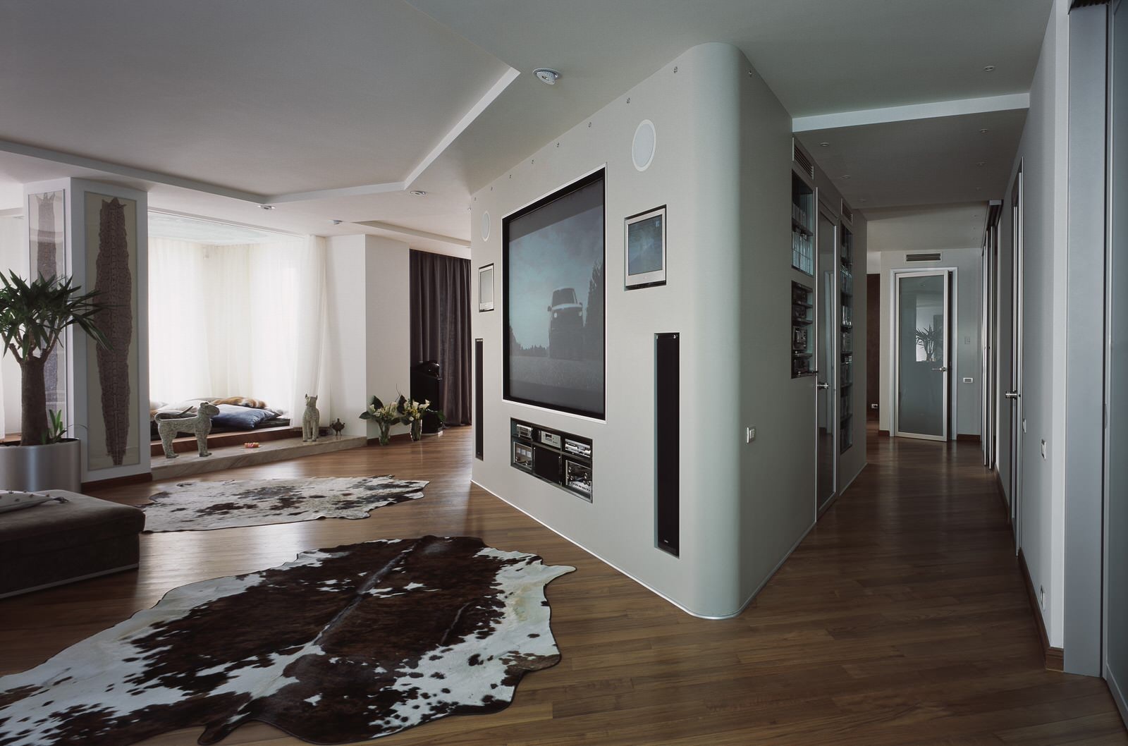 КВАРТИРА НА АРБАТЕ