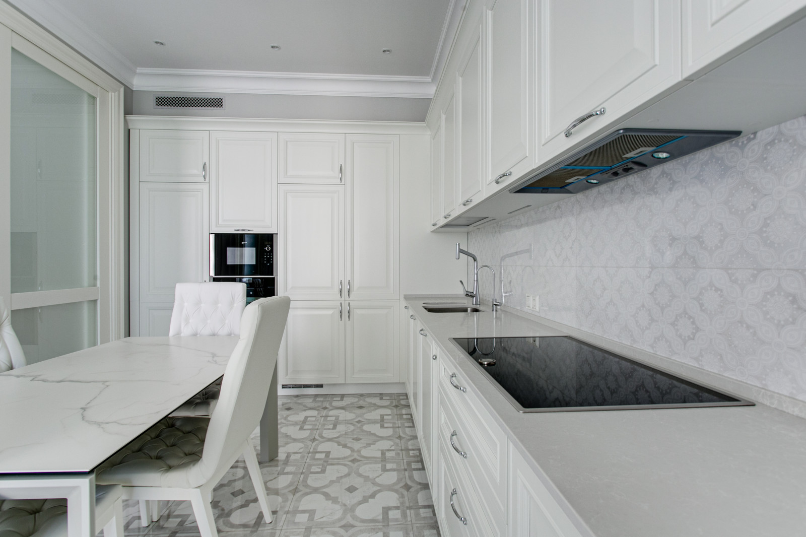 "СОВРЕМЕННАЯ ЕВРОПЕЙСКАЯ КЛАССИКА", ДИЗАЙН-ПРОЕКТ В 3-Х КОМНАТНОЙ КВАРТИРЕ 117 М