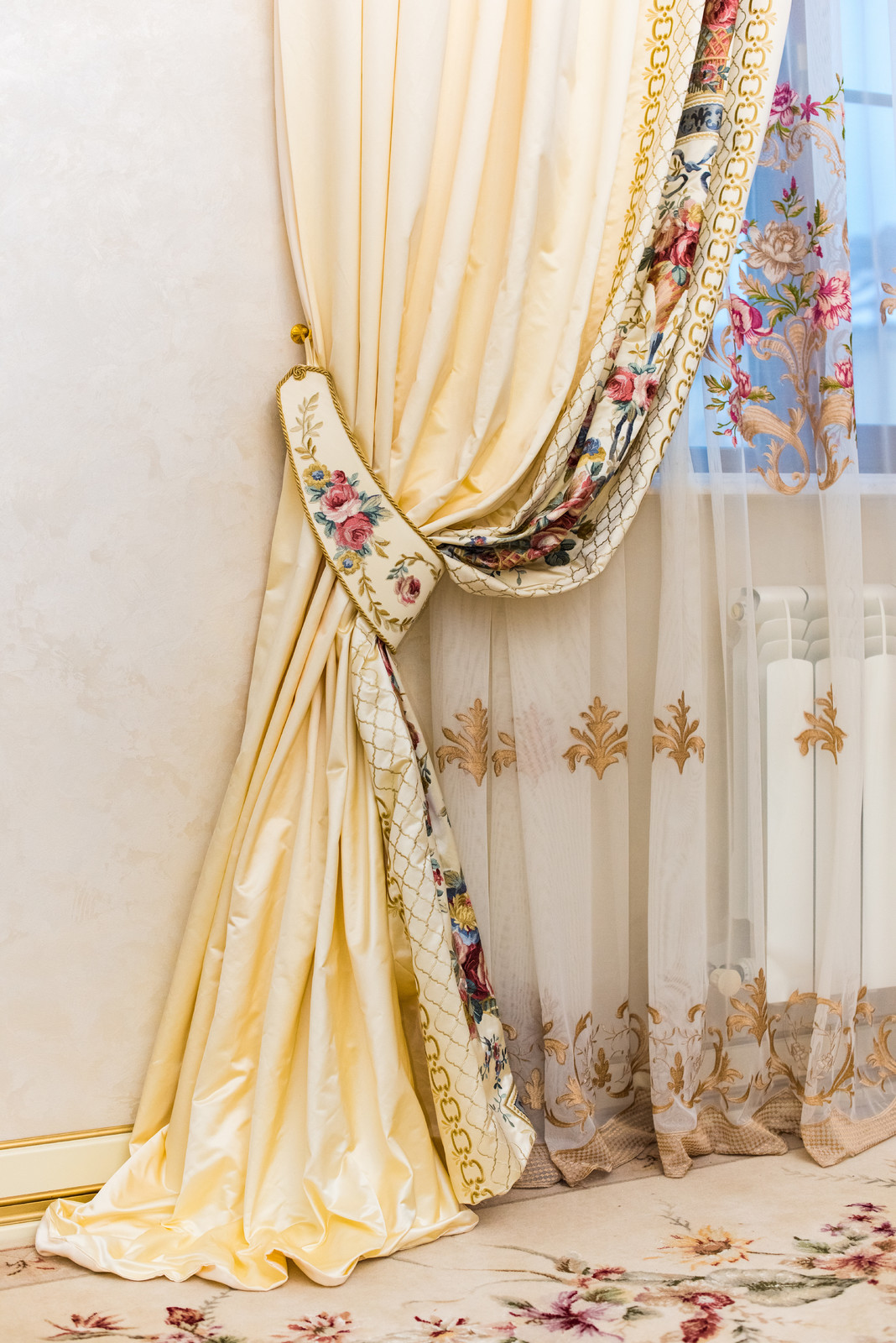 Спальня в классическом стиле