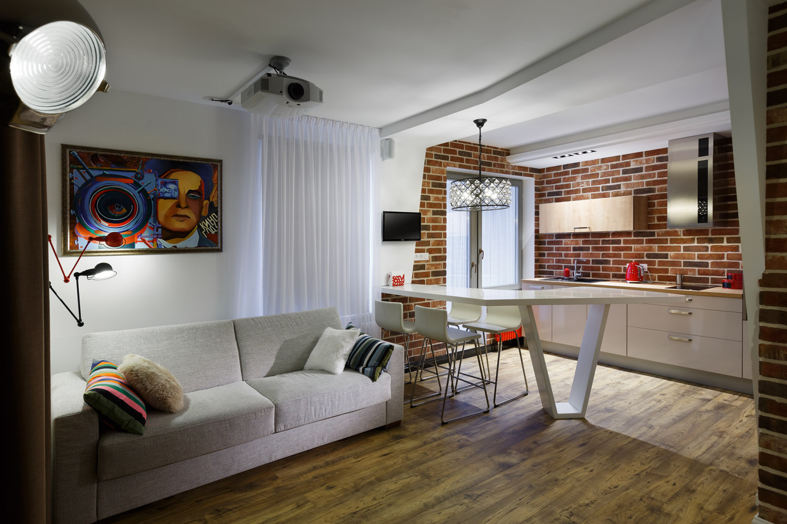 Квартира в старом фонде для Режиссера