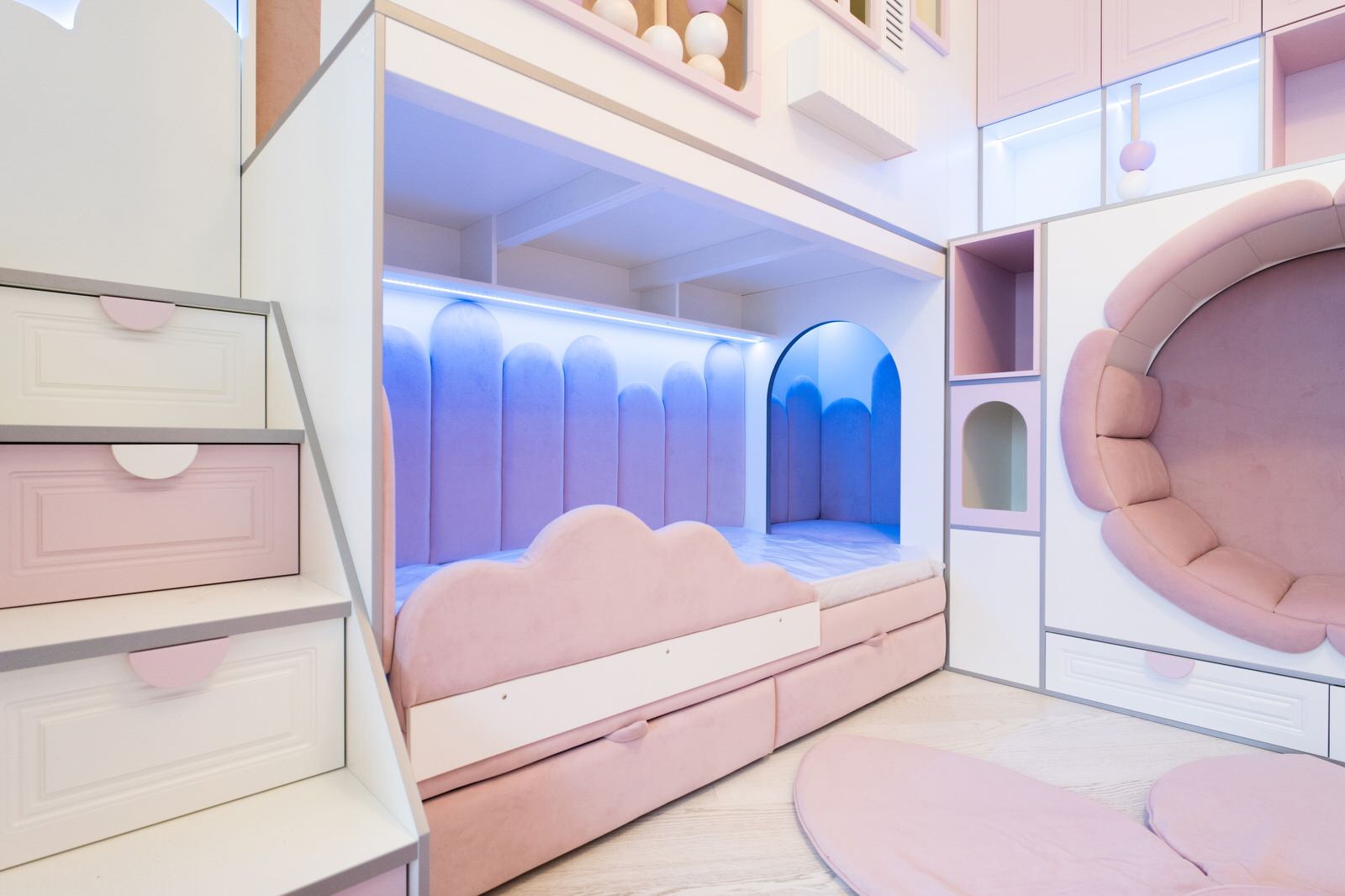 Детская мебель