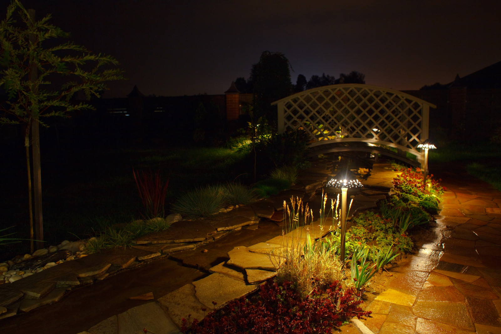 Ландшафтное освещение