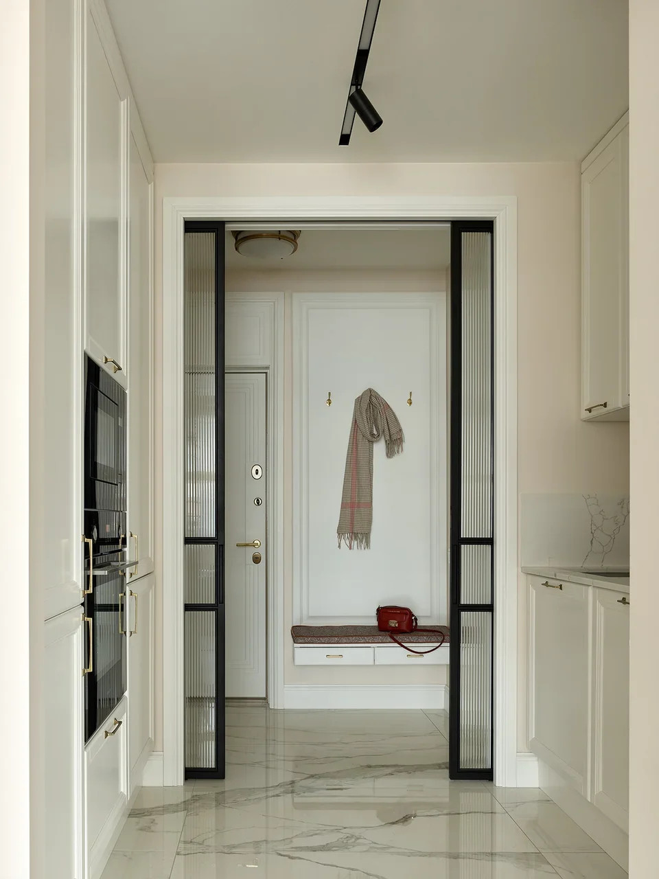 Houzz тур: 45 кв.м — квартира в оттенках заката