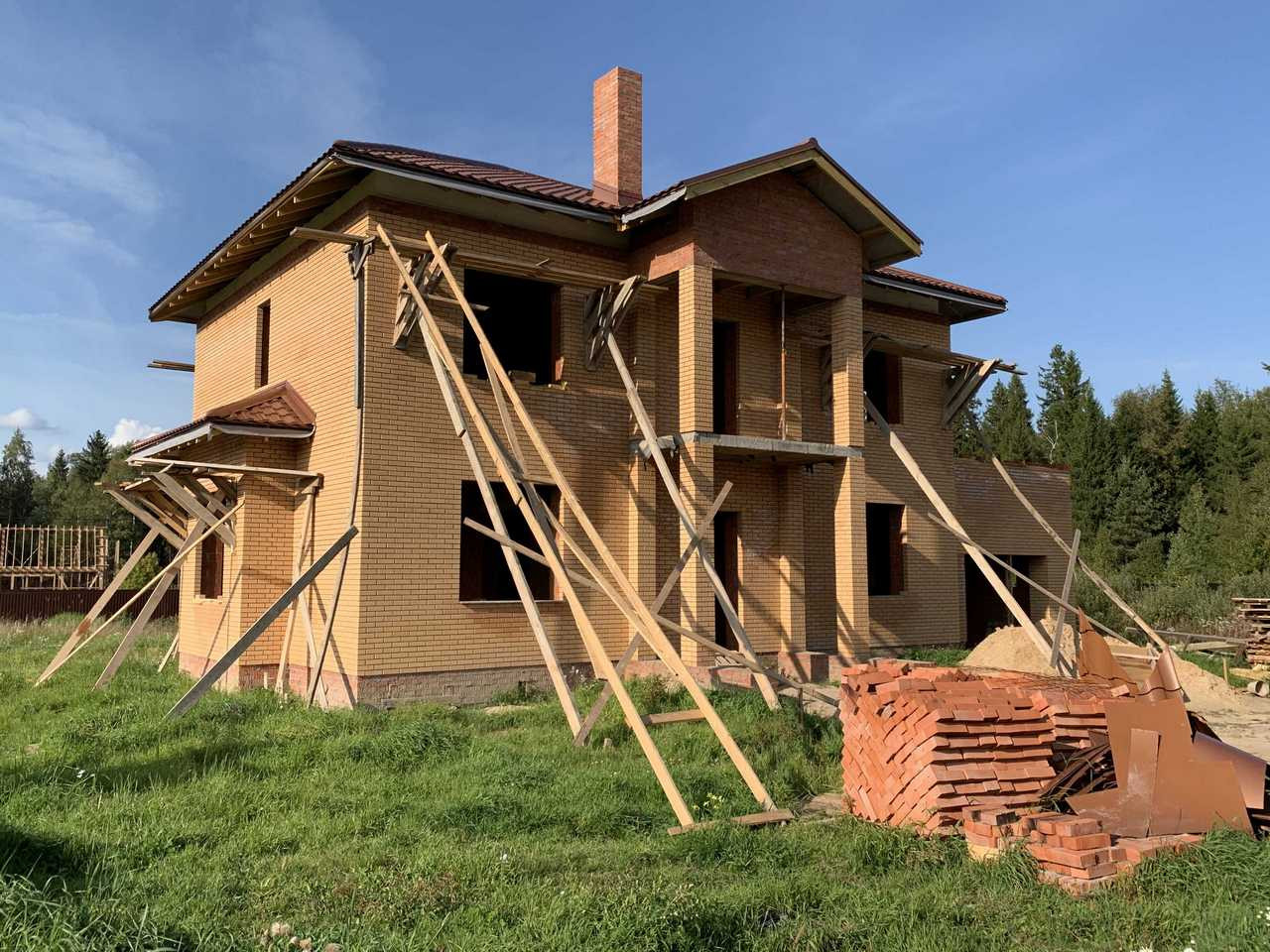 Строительство дома в классическом стиле в усадьбе Мураново