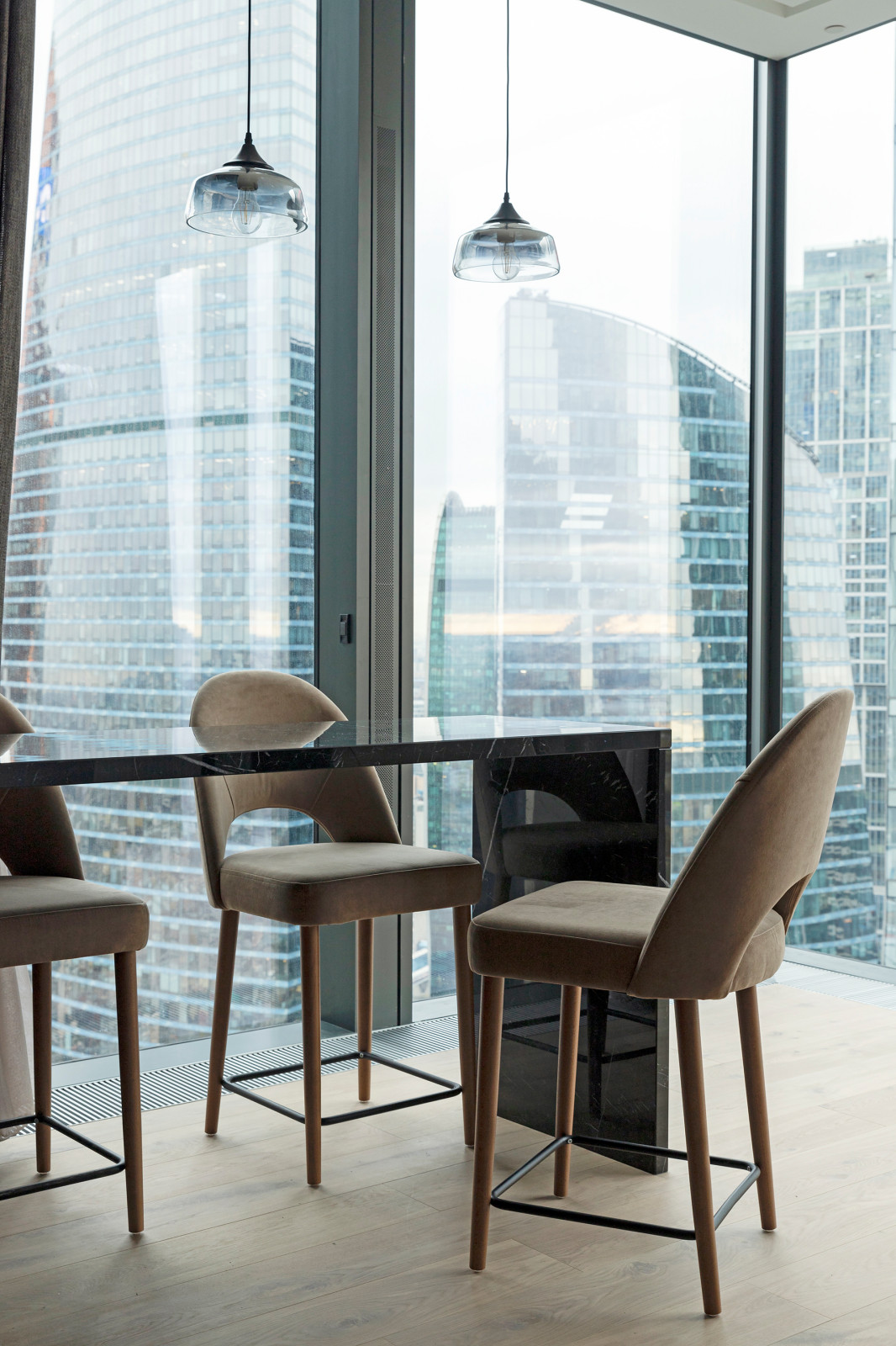 Neva Towers (Реализация)