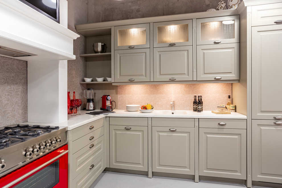 Giulia Novars, Москва ул. Мосфильмовская, д.53