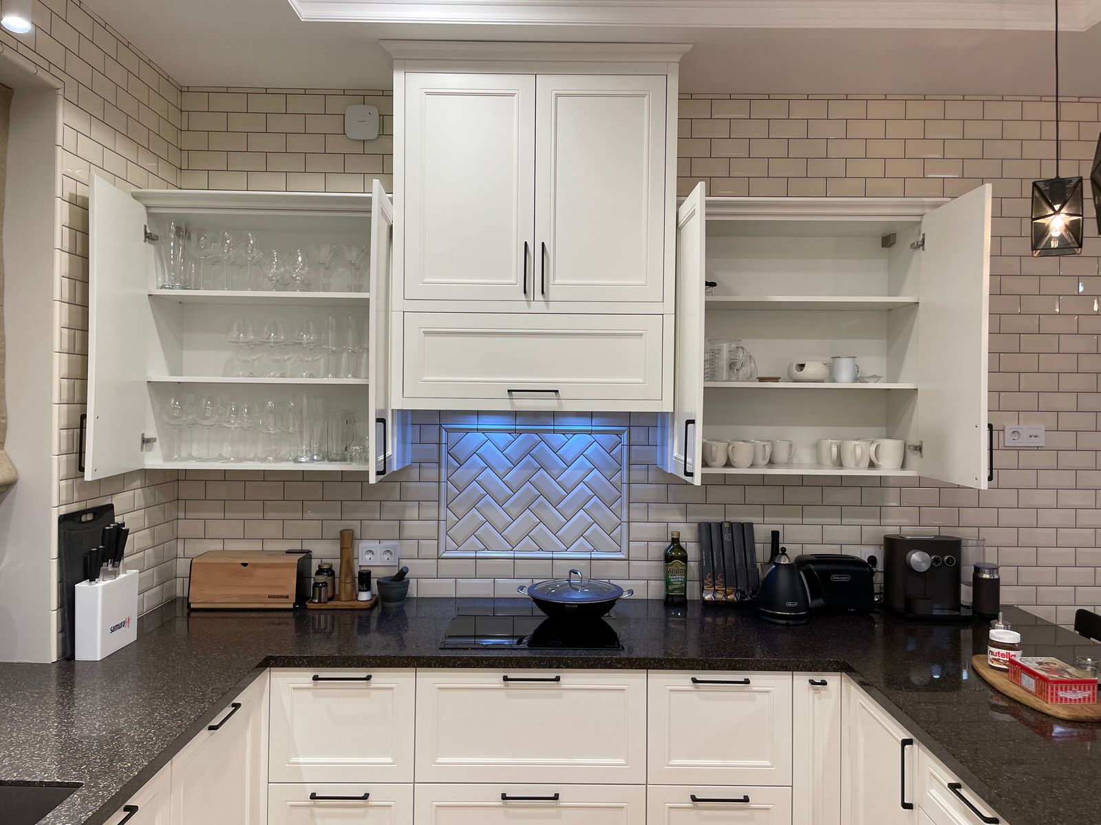 Кухня в загородном доме