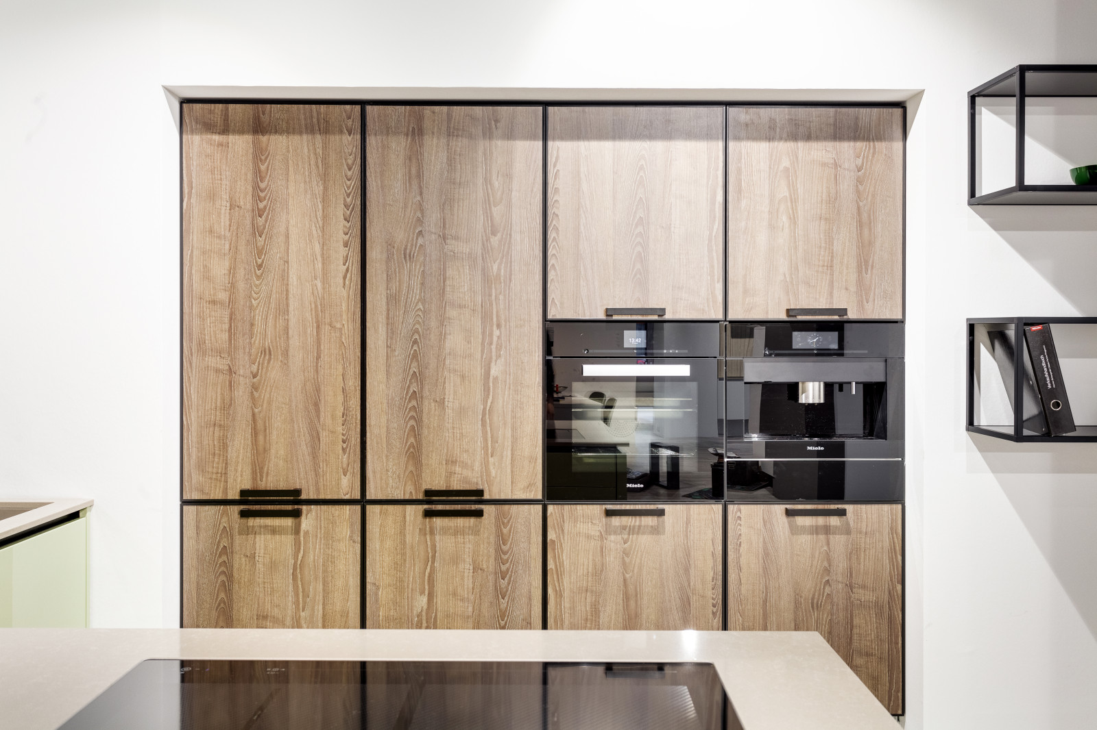 Кухни из пластика