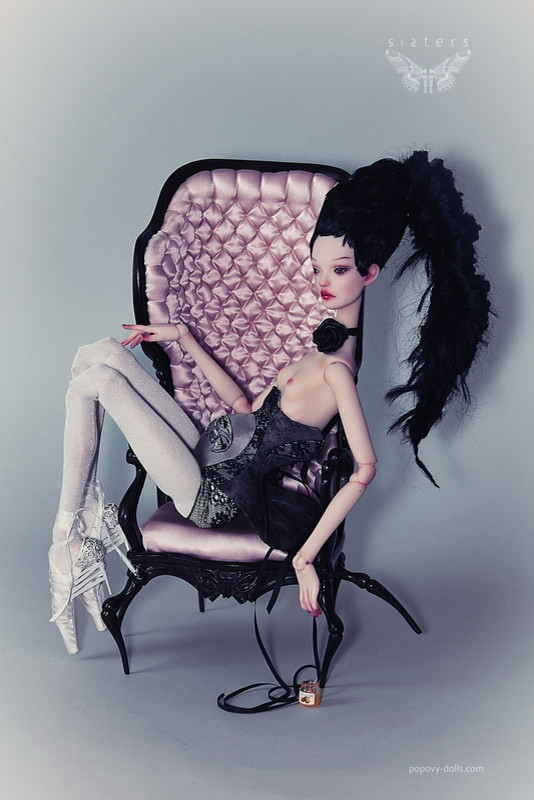 Хороший вопрос: Что такое «интерьерные куклы» и кто их покупает