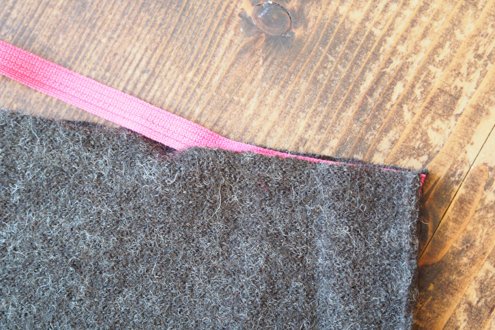 DIY: Делаем дверной валик — защиту от сквозняка