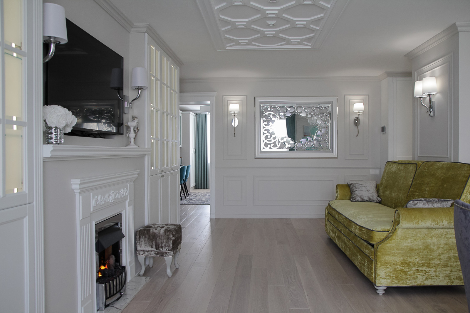 Воздушная классика. Квартира в центре города.