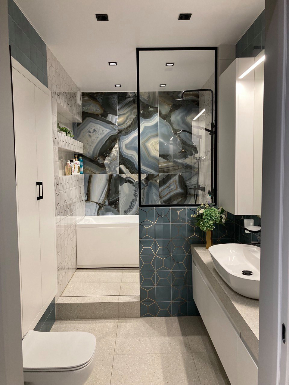 квартира 140 м.кв.в центре Омска