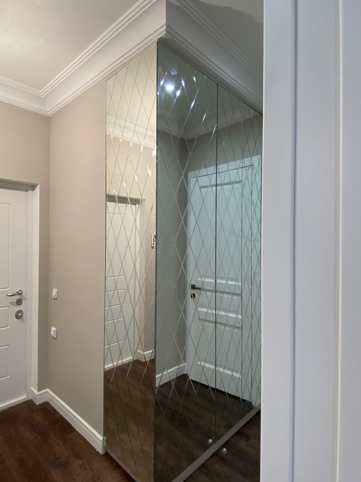 Шкаф в прихожую.