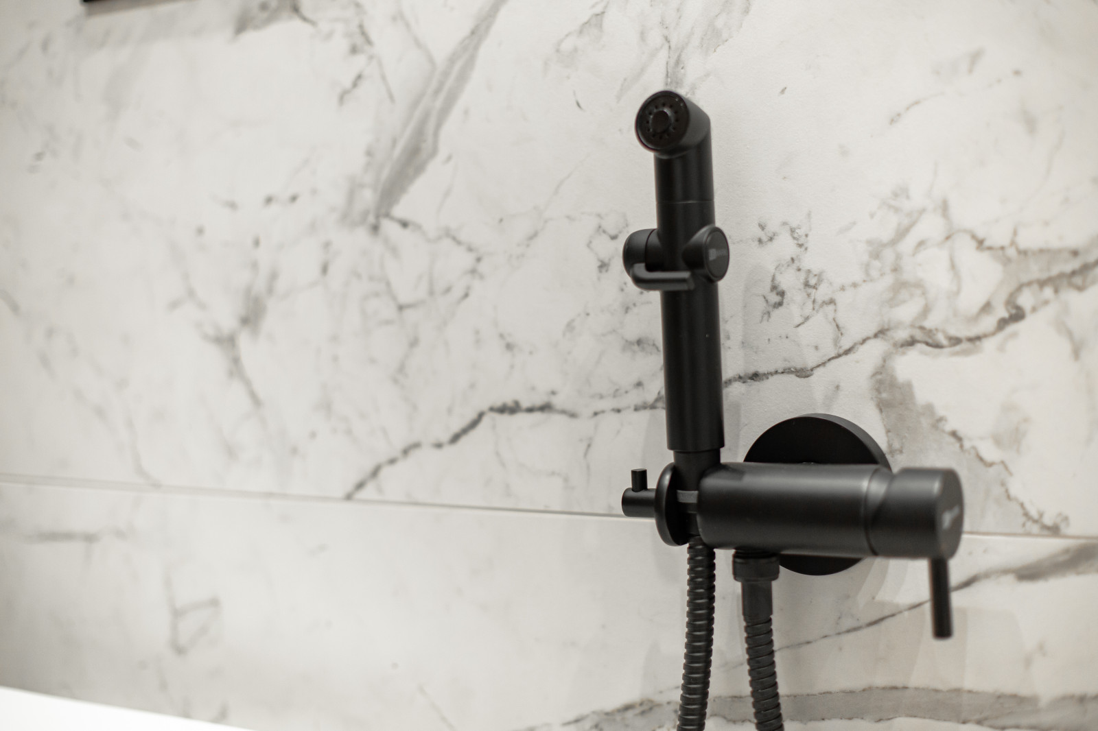 Neva-Neva Реализация