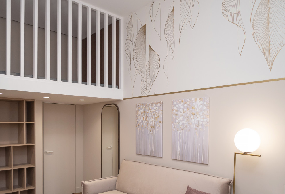 Реализация ЖК "Болконский", квартира с потолками 3,6 метра.