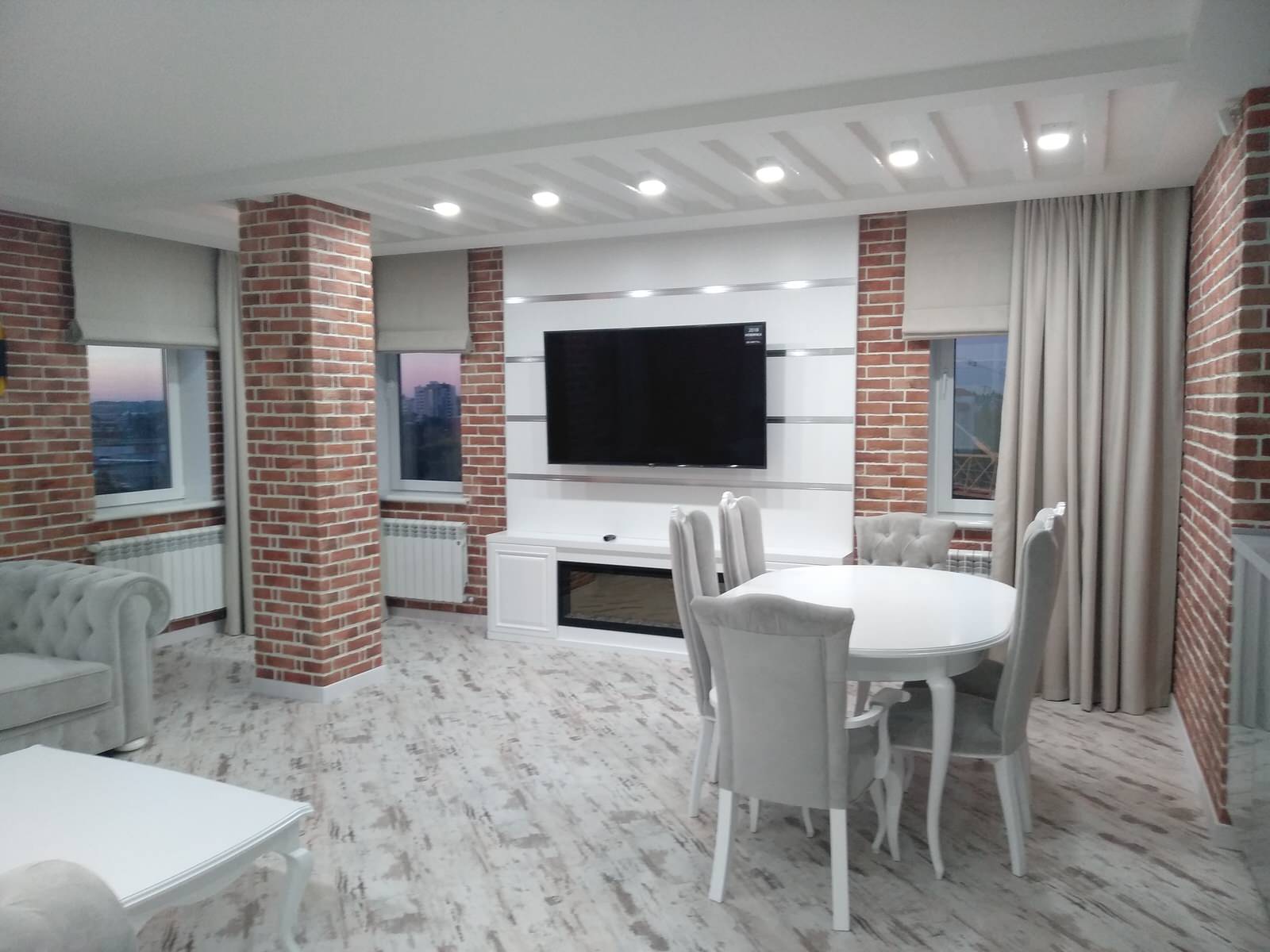 Текстильное оформление 3-х  квартиры