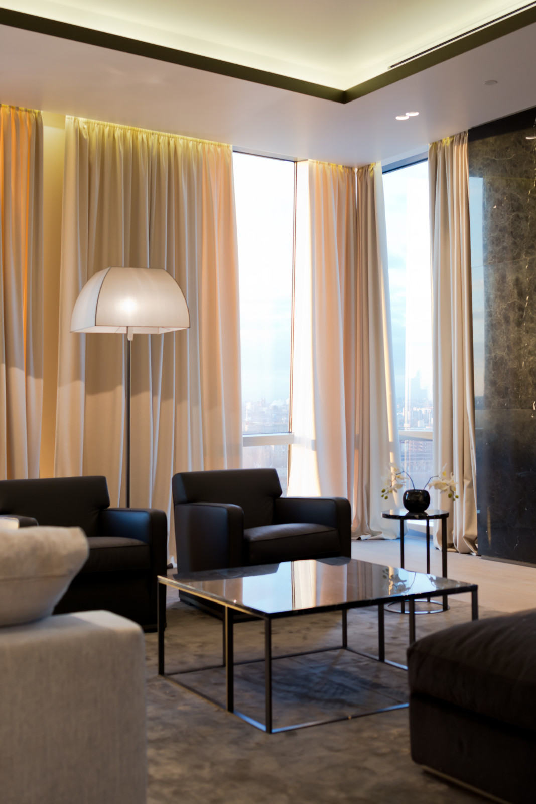 ИНТЕРЬЕР КВАРТИРЫ НА МОСФИЛЬМОВСКОЙ