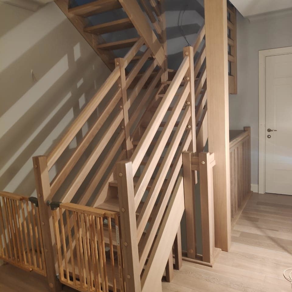 Летница в стиле кантри